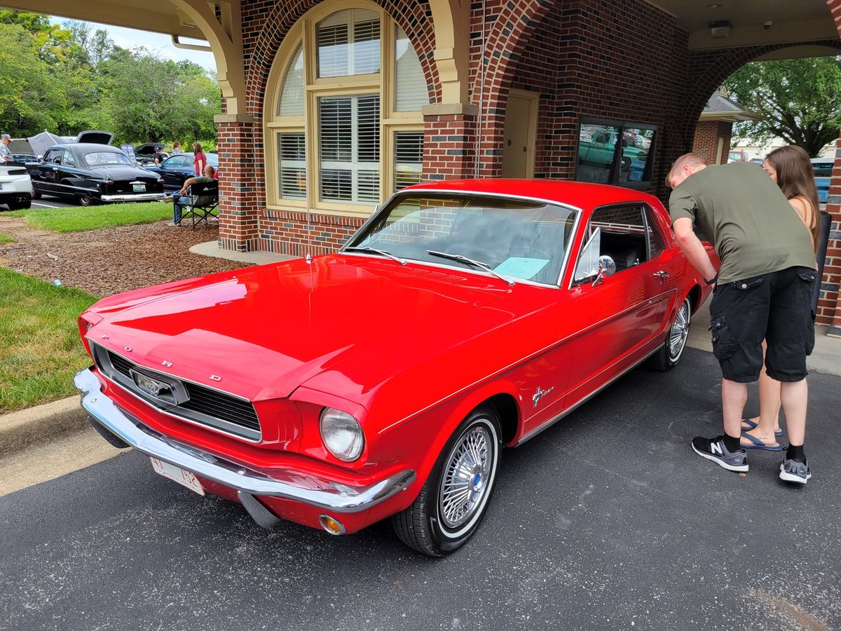 44th Annual Fun Fest Car Show Cruise In 101 E Main St, Kingsport, TN