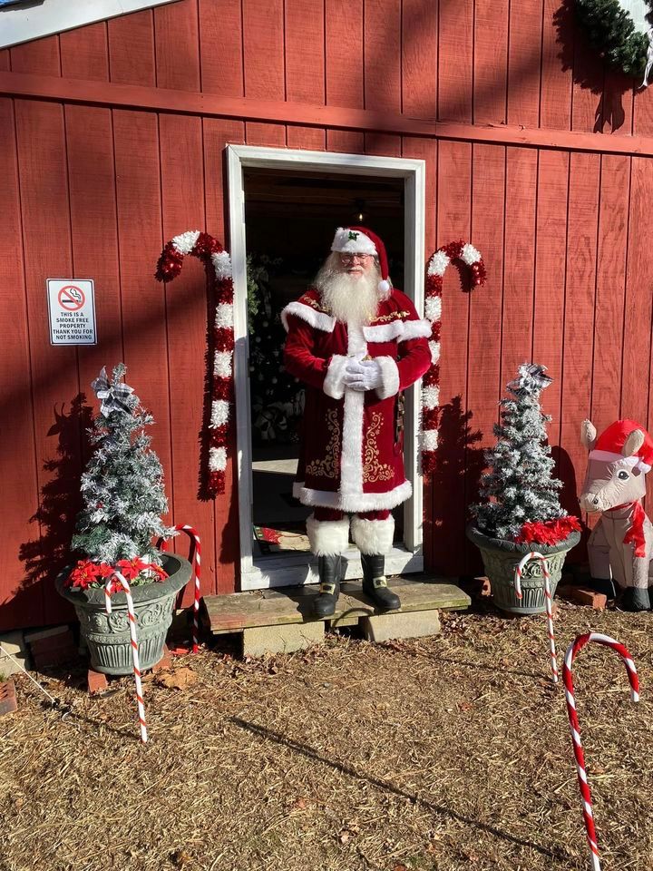 Christmas Photos with Santa and Milkshake plus Open Play at the farm