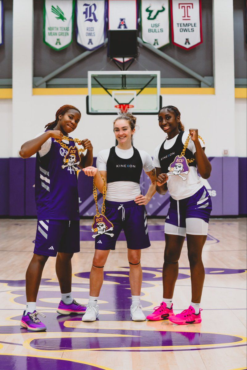 North Texas Mean Green at Temple Owls Womens Basketball at Liacouras Center