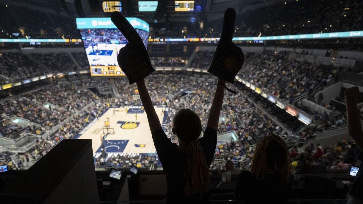 Parking Indiana Pacers at Denver Nuggets