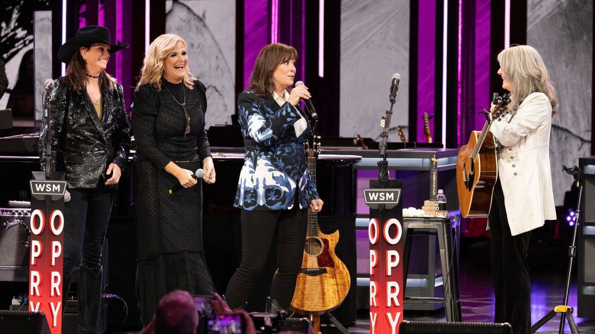 Grand Ole Opry: Suzy Bogguss  Terri Clark  & Kathy Mattea