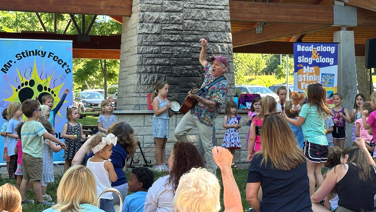 Parking Mike Lester (18+)