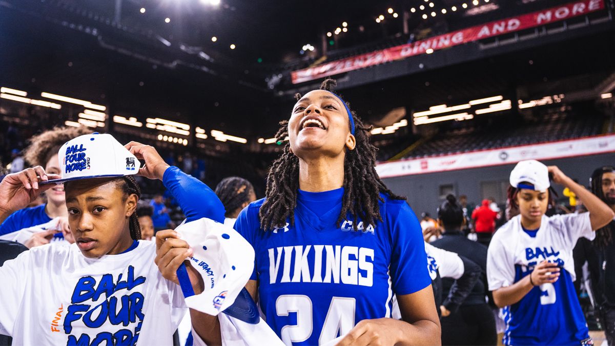 Hampton Pirates at Eastern Kentucky Colonels Womens Basketball