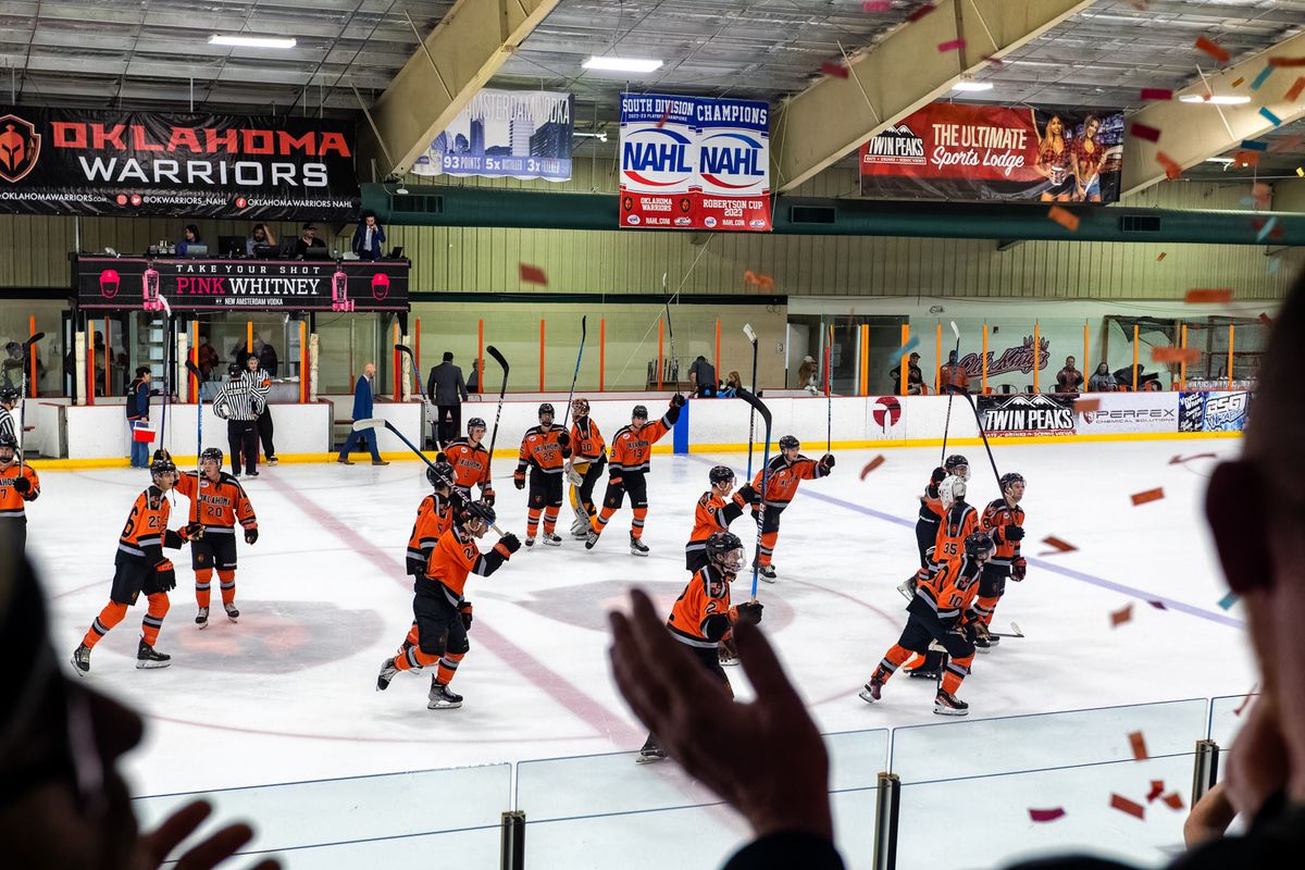 Odessa Jackalopes at Oklahoma Warriors at Blazers Ice Centre