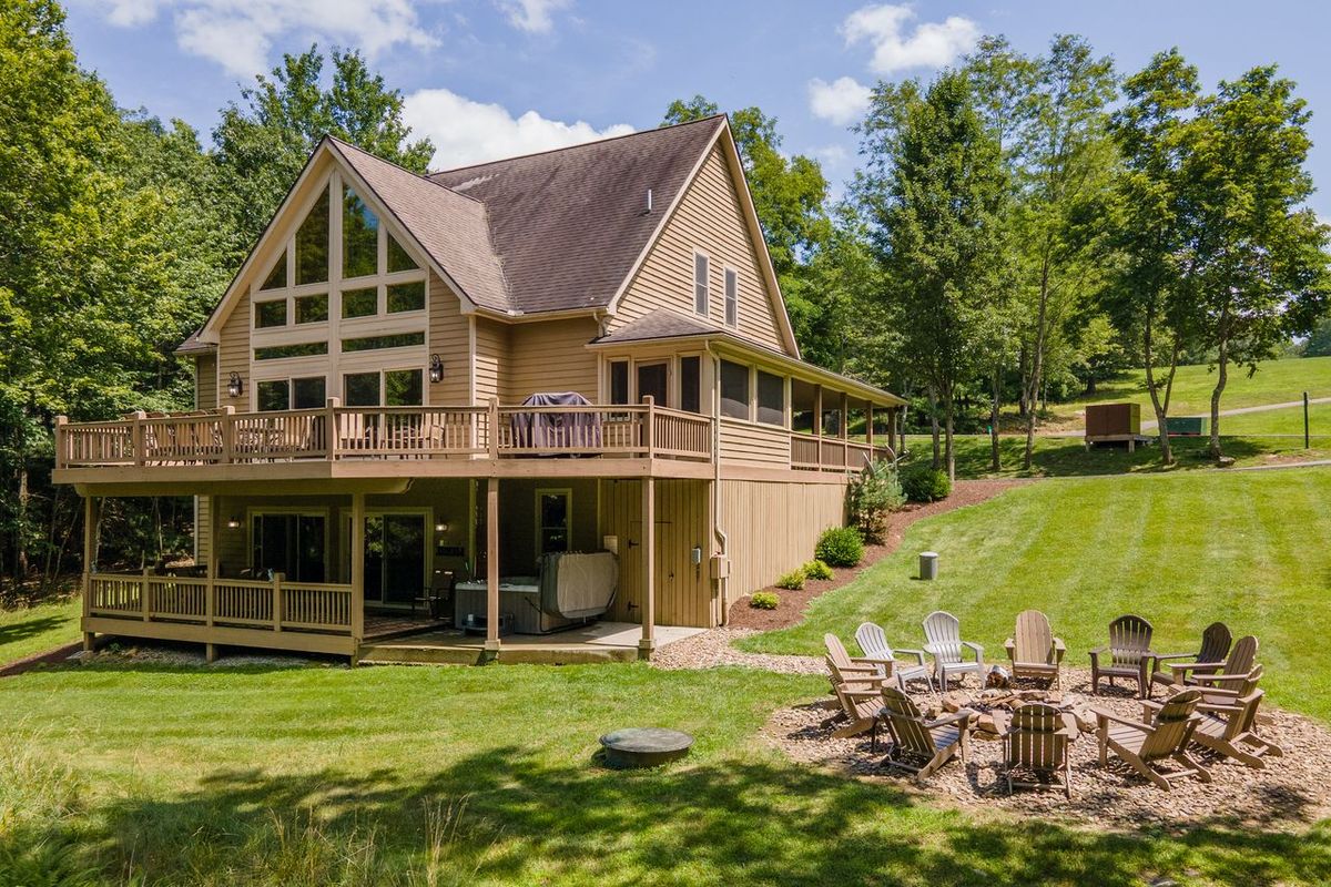 Parking - The Happy Fits with Krooked Kings