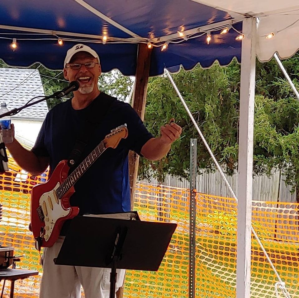 Billy Washburn on the patio at MDs! MD's Sports Bar & Grill, East