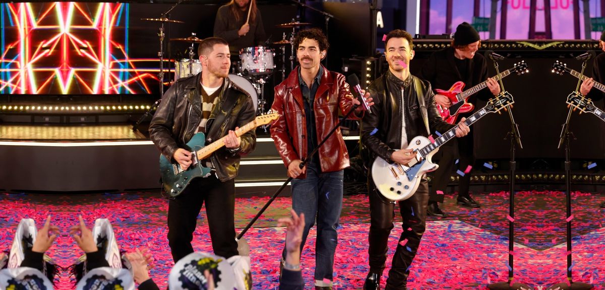 Jonas Brothers Elmont Tickets