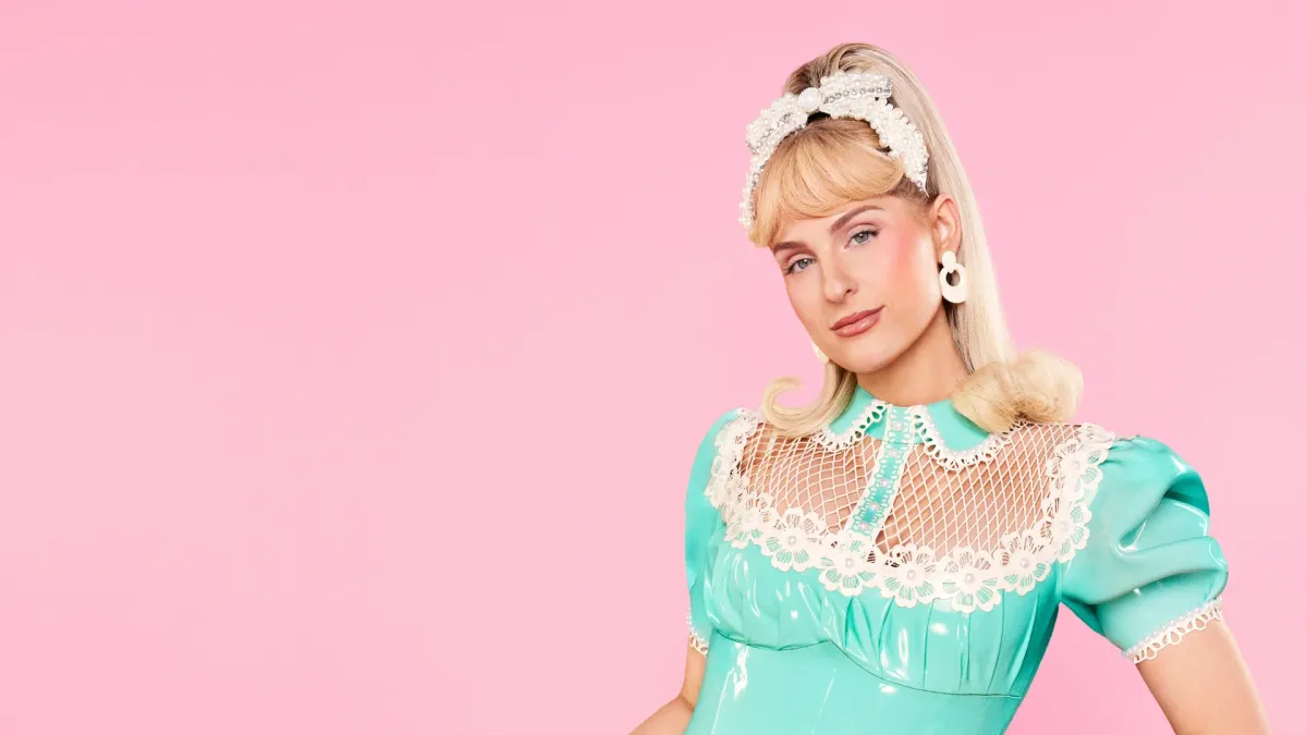 Meghan Trainor, Icona Pop in Clarkston