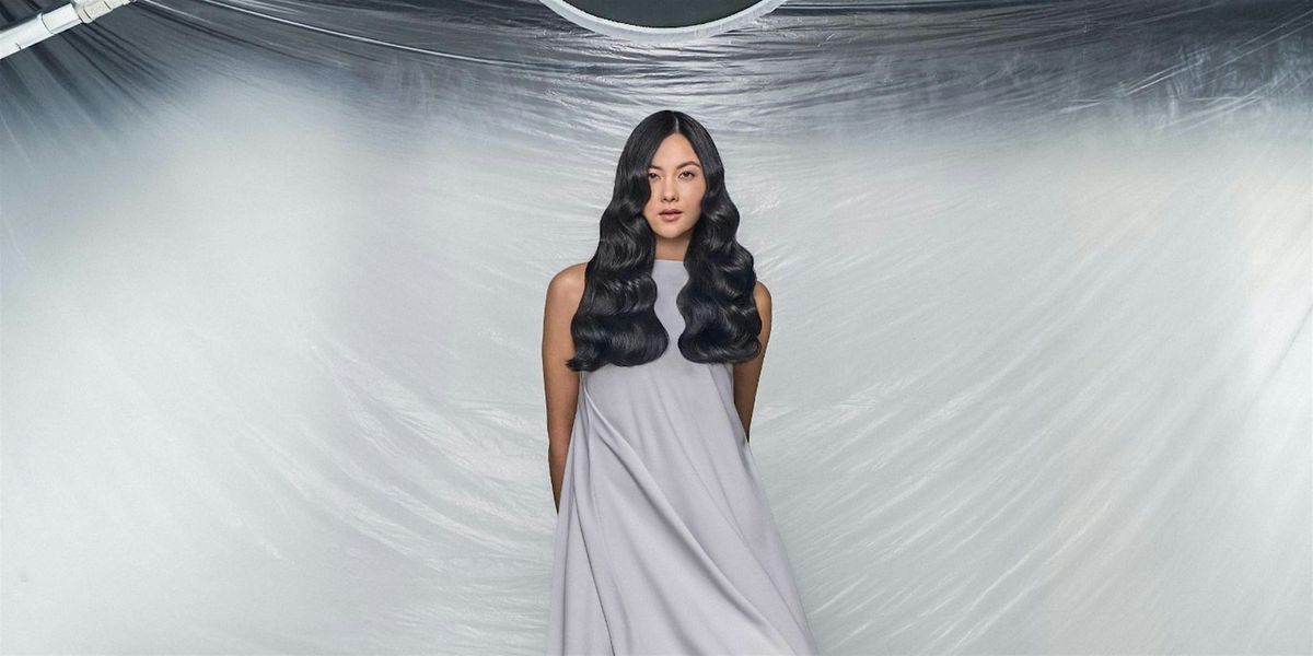 GLOBAL MASTER COLORIST II Featuring the Renowned Vivica Davies