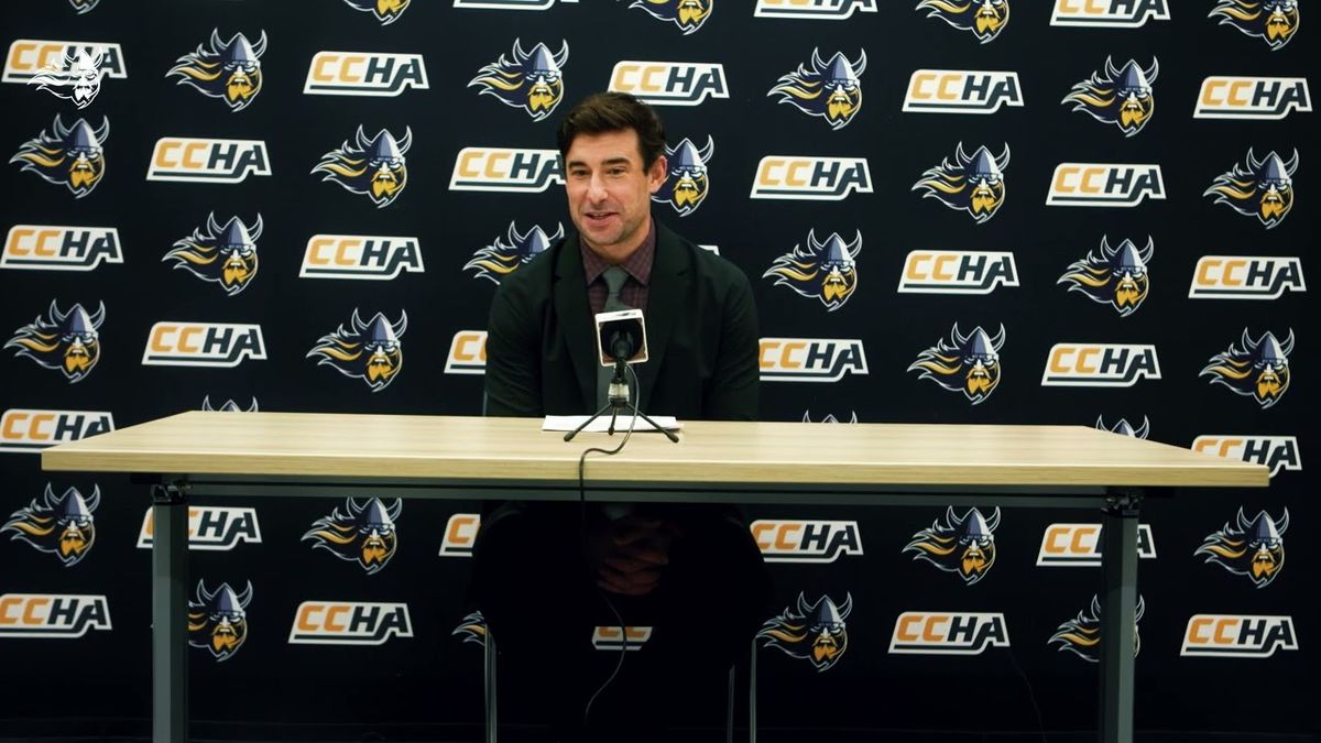 Nebraska Omaha Mavericks at Augustana Vikings Mens Hockey at Midco Arena