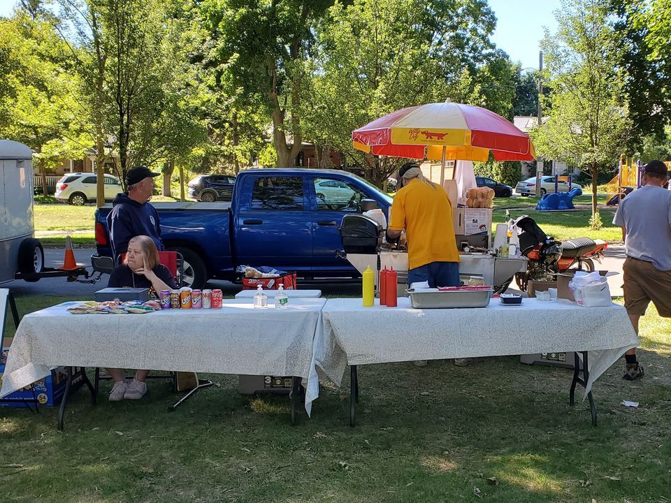 Market at the Church - Optimist BBQ Cart | Trinity United Church Guelph ...