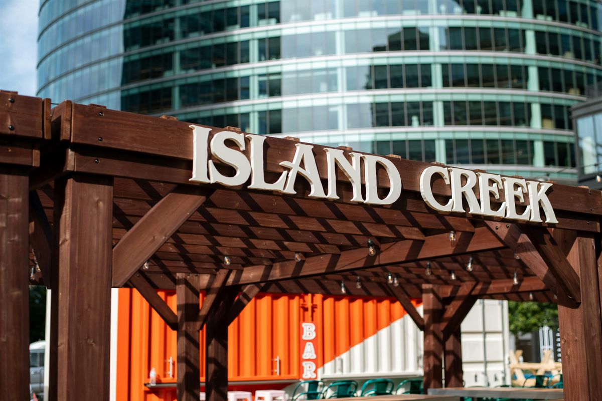 ICOxBerry Branch Wreath Making Class