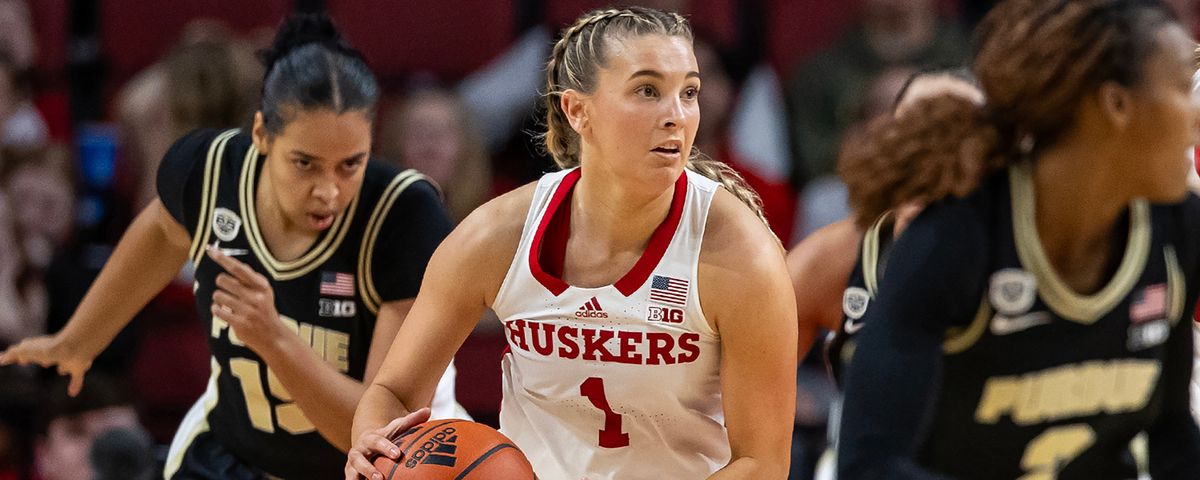 Parking Lamar Cardinals at Kansas Jayhawks Womens Basketball