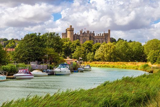 Beginner - The Rivers, Castles, Valleys, Hills & Lakes of Sussex