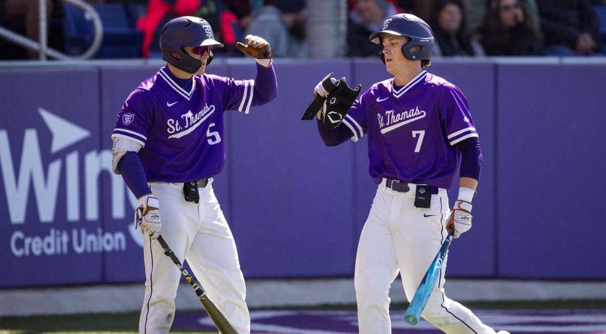 Parking St. Thomas Tommies at Omaha Mavericks Womens Basketball