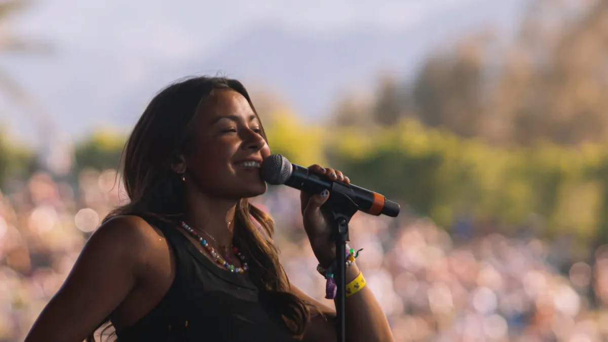 Malou - Festival \u00e0 Travers Chants in