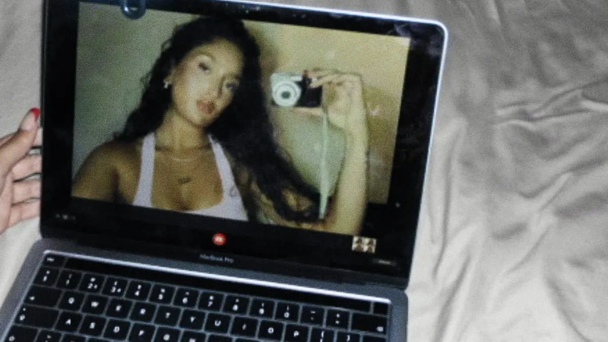 Mellina Tey in S\u00e3o Paulo