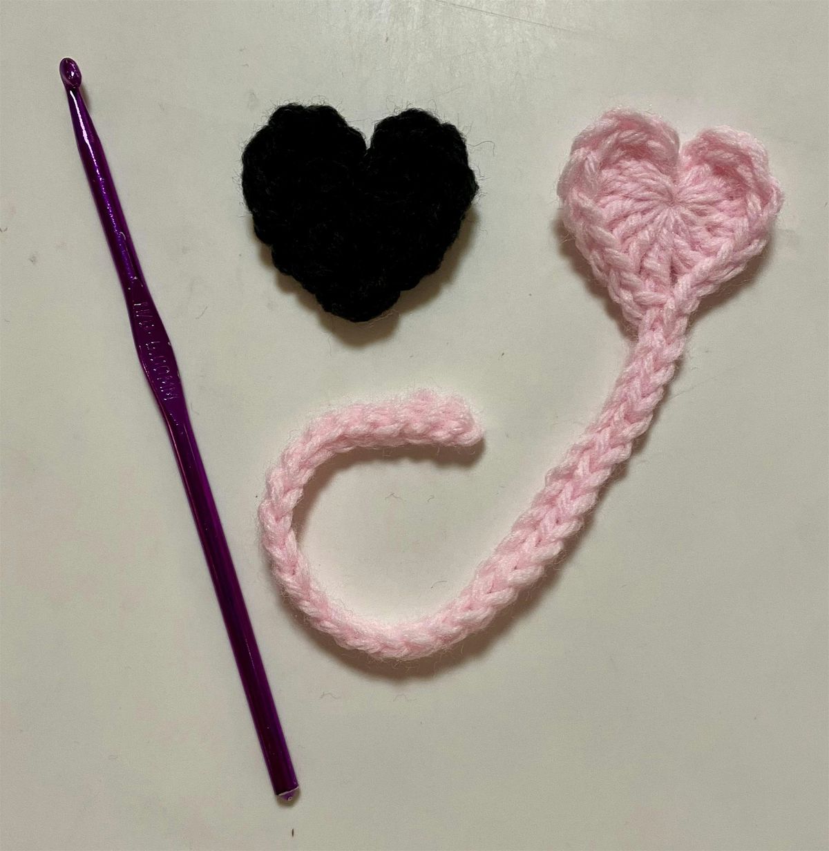 Crochet Class-Mini Hearts\/Bookmark