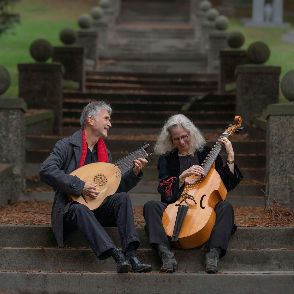 Ronn McFarlane & Carolyn Surrick in Concert