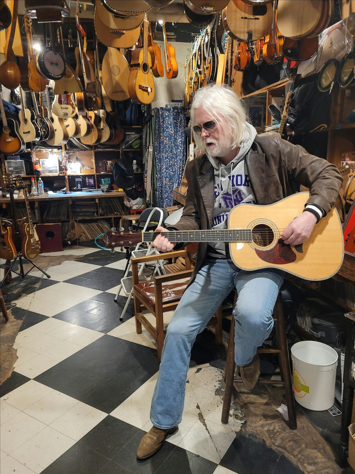 Jim Duff at the Music Inn