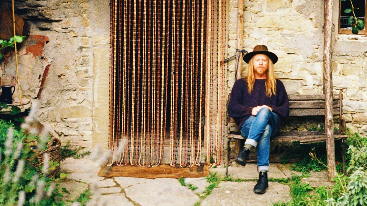 Stu Larsen in Sydney