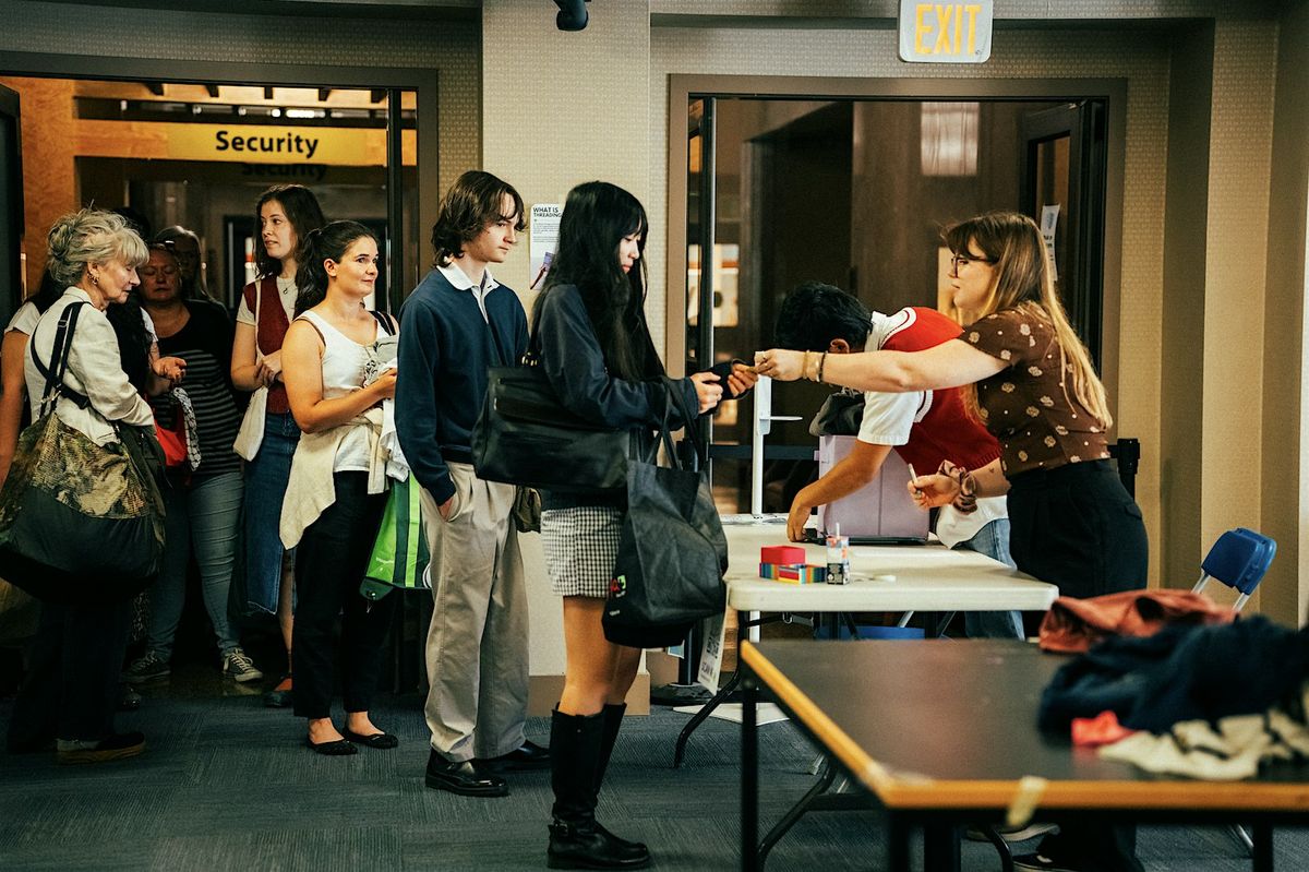 Free Community Clothing Swap