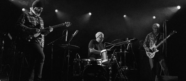 mssv  (Mike Baggetta, Stephen Hodges, Mike Watt), Magnapop and The Buzzards of Fuzz @ Boggs