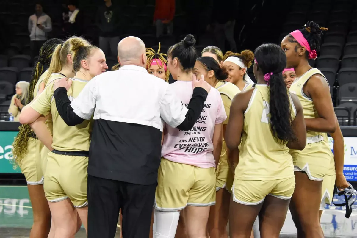 Oakland Golden Grizzlies at Butler Bulldogs Womens Volleyball