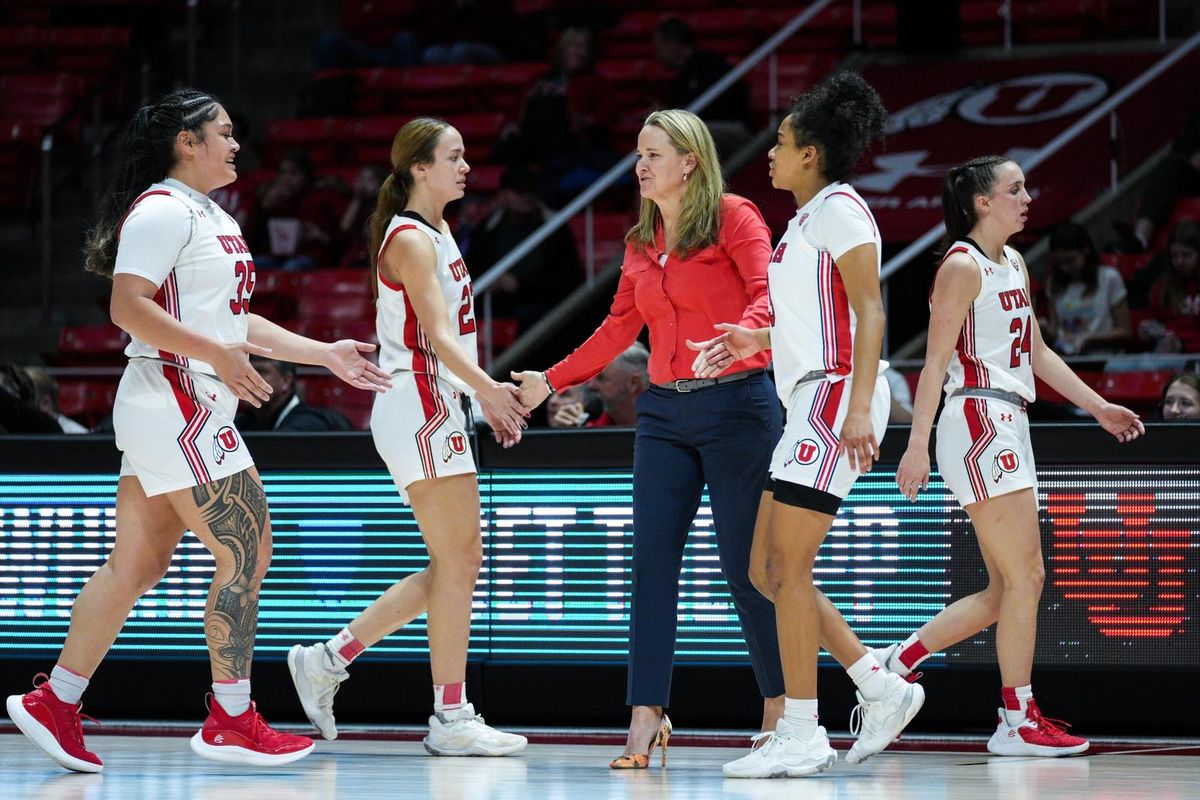 Parking UC Riverside Highlanders at Utah Utes Womens Basketball