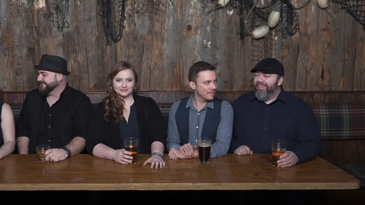 Derina Harvey Band in Brooks