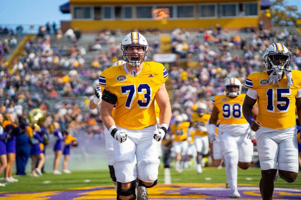 Tennessee Tech Golden Eagles at Charleston Southern Buccaneers Football
