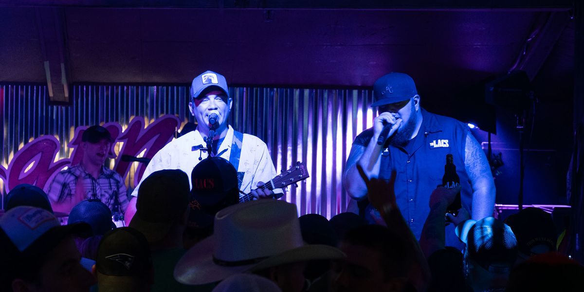 The Lacs