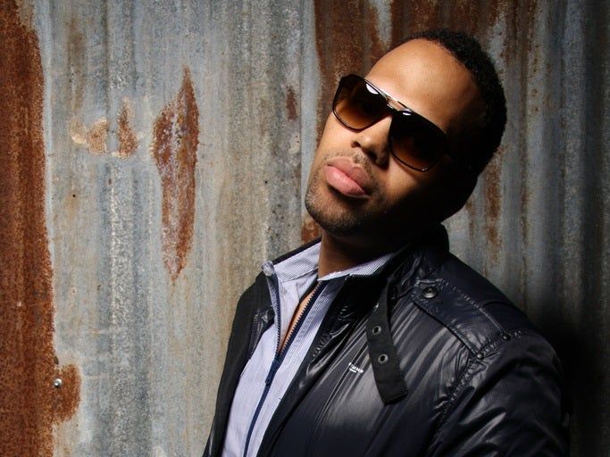 Eric Roberson with Goapele