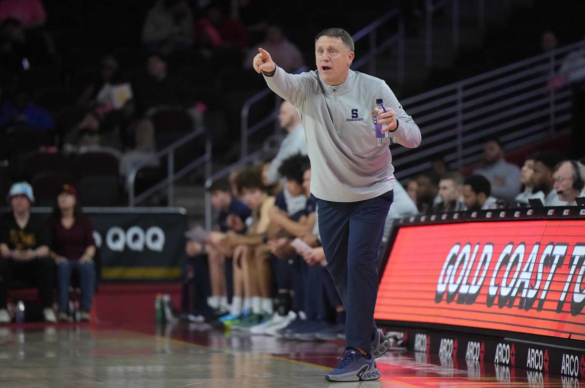 Basketball Hall of Fame Showcase: Boston U vs Harvard, Penn State vs Providence