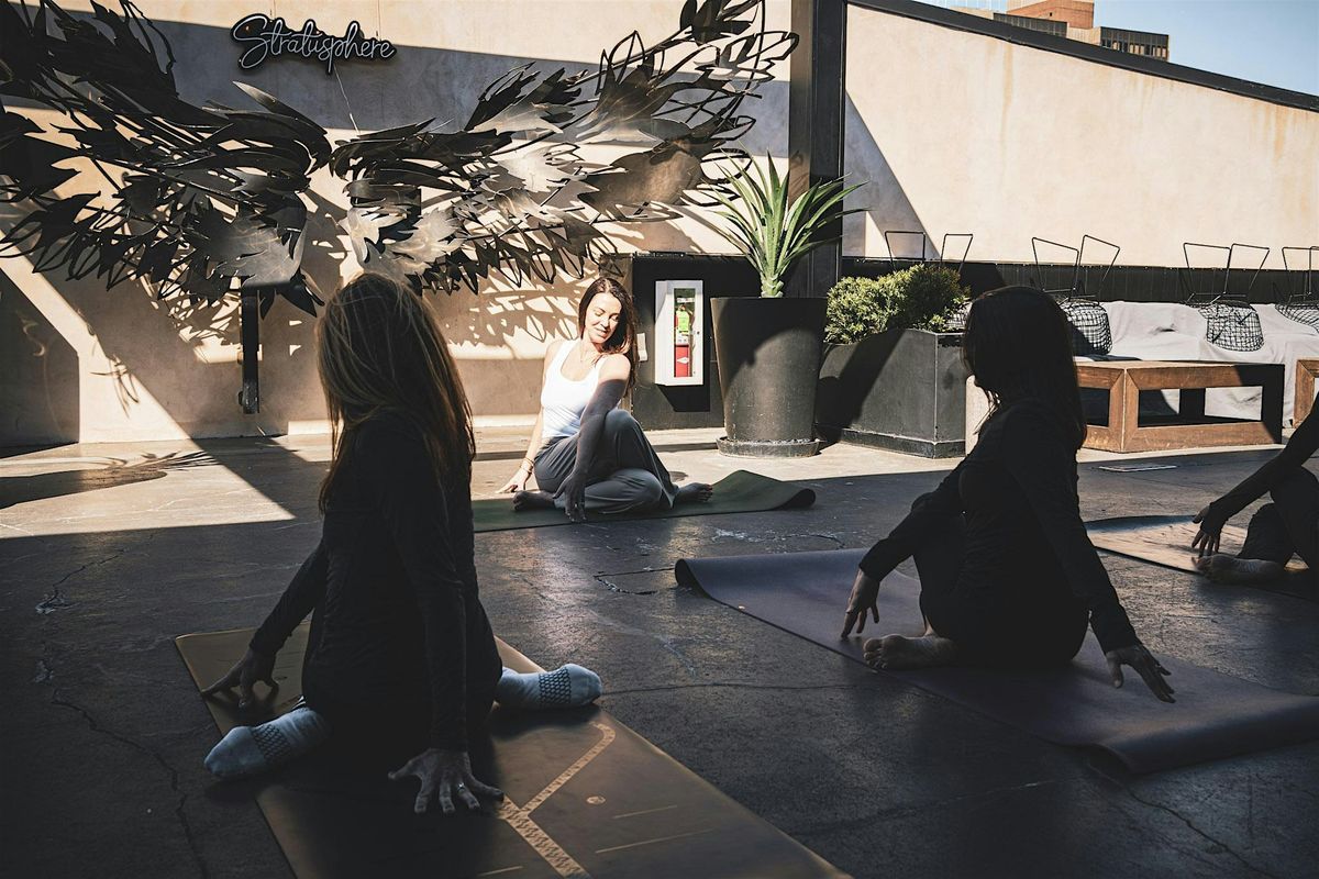Rooftop Yoga at Stratus Lounge | Hotel Monaco Philadelphia (All Levels)
