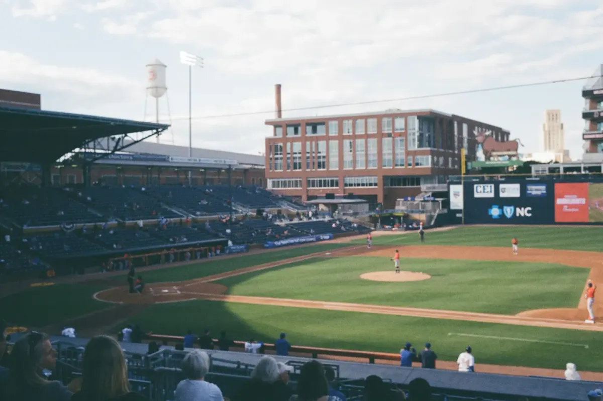 Lansing Lugnuts at Dayton Dragons