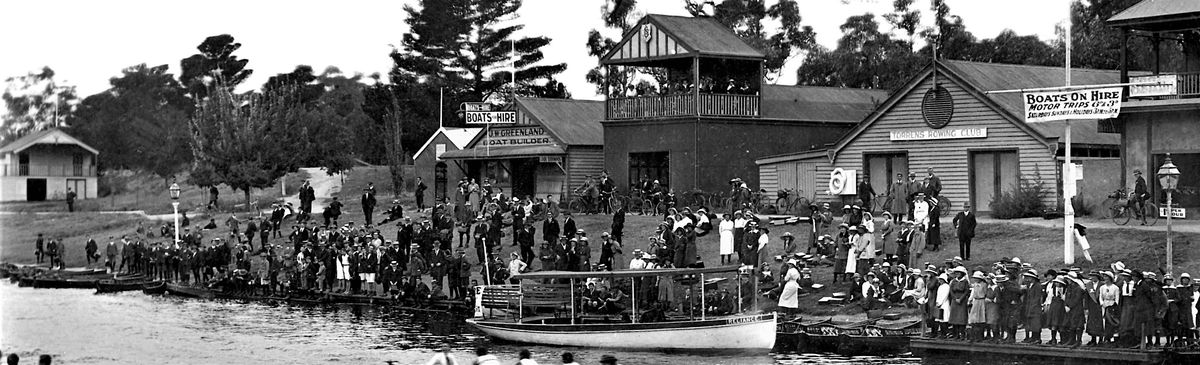 Torrens Rowing Clubhouse & Neighbours: their place in riverbank development