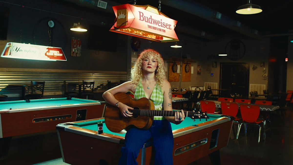 Chloe Hoecker | Bishop Hill, IL