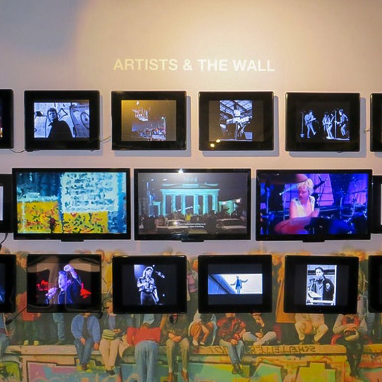 The Wall Museum Berlin an der East Side Gallery