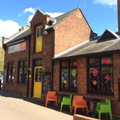 Pennikkity Pots Ceramics Cafe