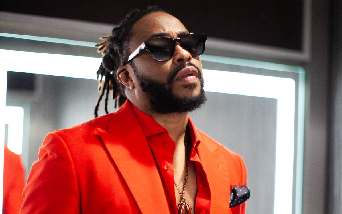 Raheem DeVaughn at Blue Note Hawaii
