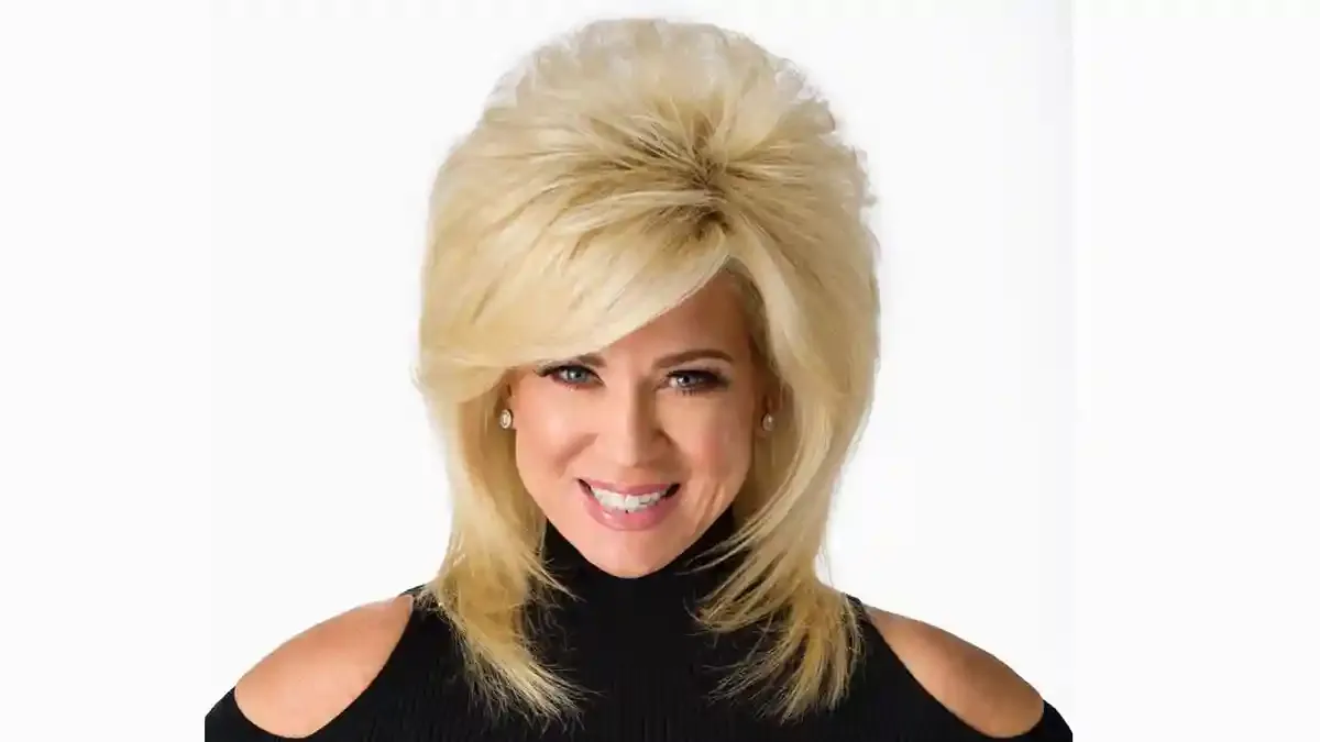 Theresa Caputo - Saginaw