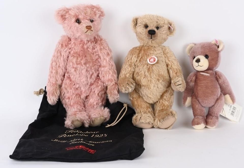 Bear Auction Milestone Auctions (Steiff Bears benefit Good Bears of