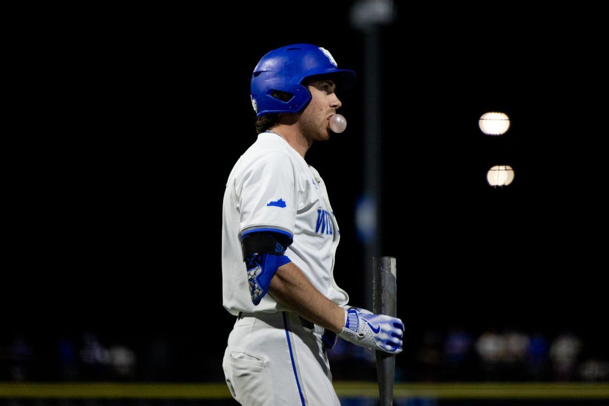 Parking Kentucky Wildcats at Louisville Cardinals Mens Basketball