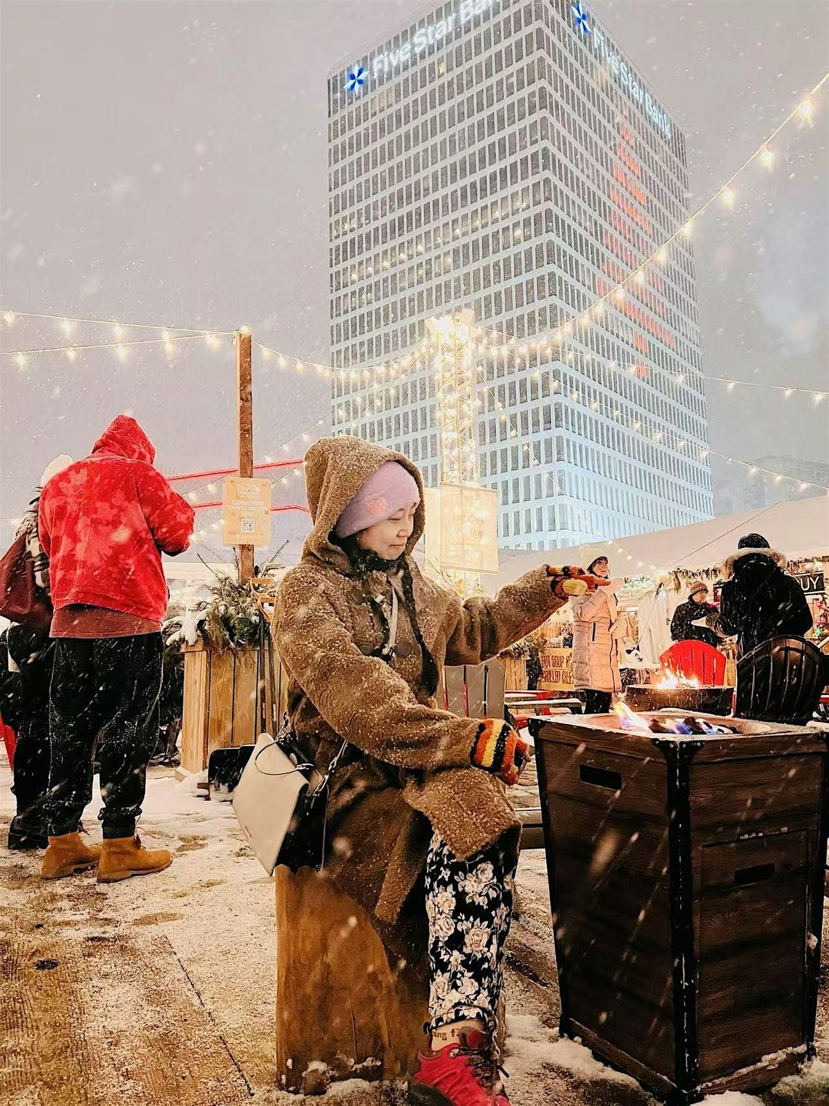 URochester ISO Roc Holiday Village Meetup