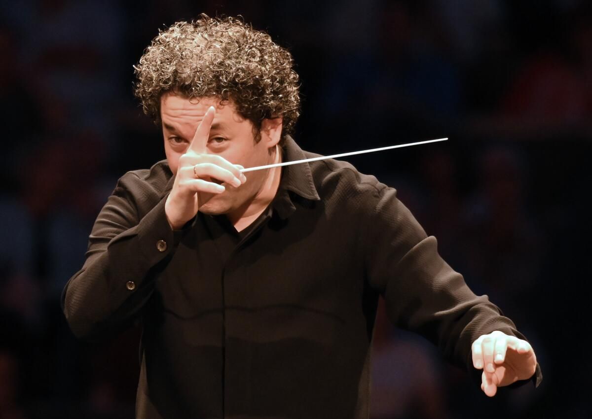 Los Angeles Philharmonic - Dudmel Conducts Mahlers Resurrection at Walt Disney Concert Hall