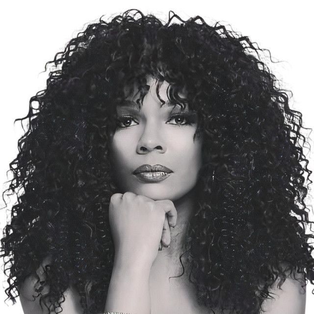 Syleena Johnson in Chicago