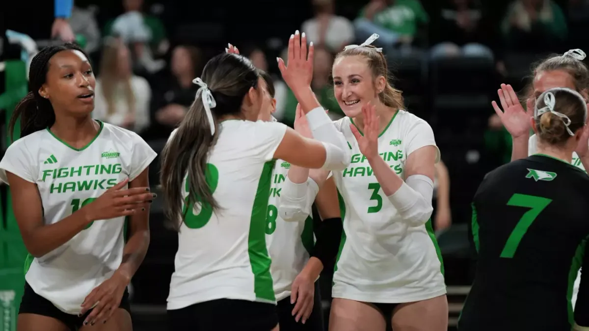 South Dakota Coyotes at St. Thomas Tommies Womens Volleyball
