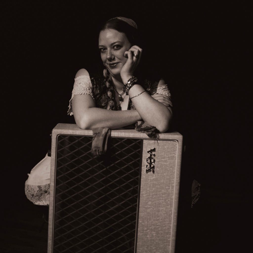 MORA & The Fabulous Wonderfuls plus special guests