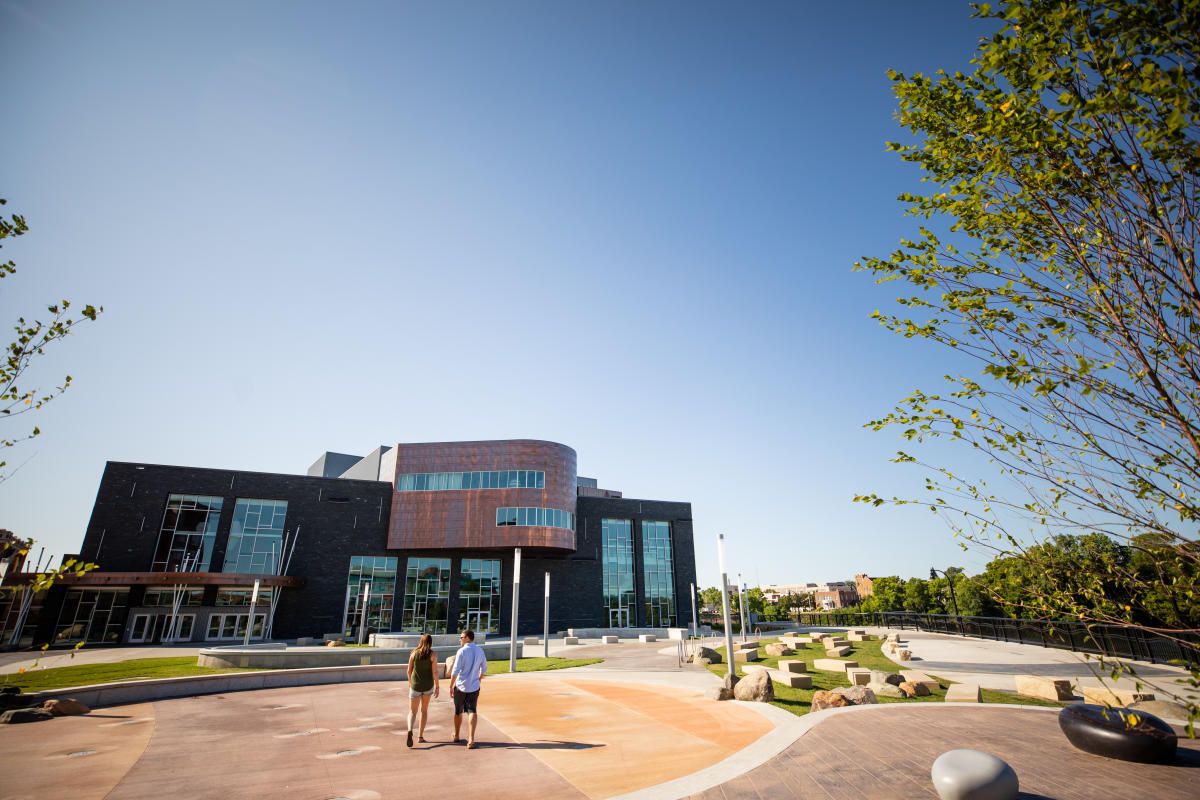 Parking ECCT: Dr. Seuss How the Grinch Stole Christmas - Eau Claire